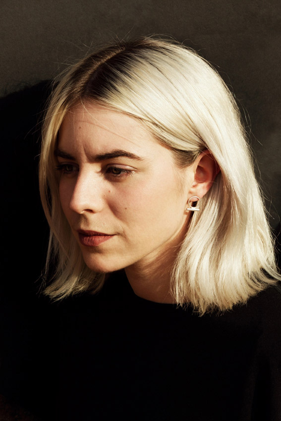 laura crovetto portrait jewelry