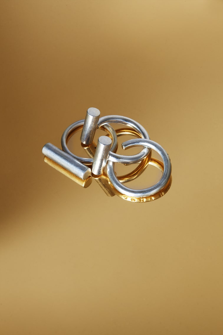 imagen anillos Laura Crovetto